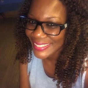 Meet your Posher, Stacey